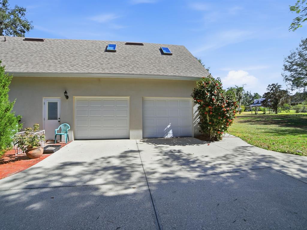 592 Crescent Street Umatilla, FL 32784 - Photo 50 of 61