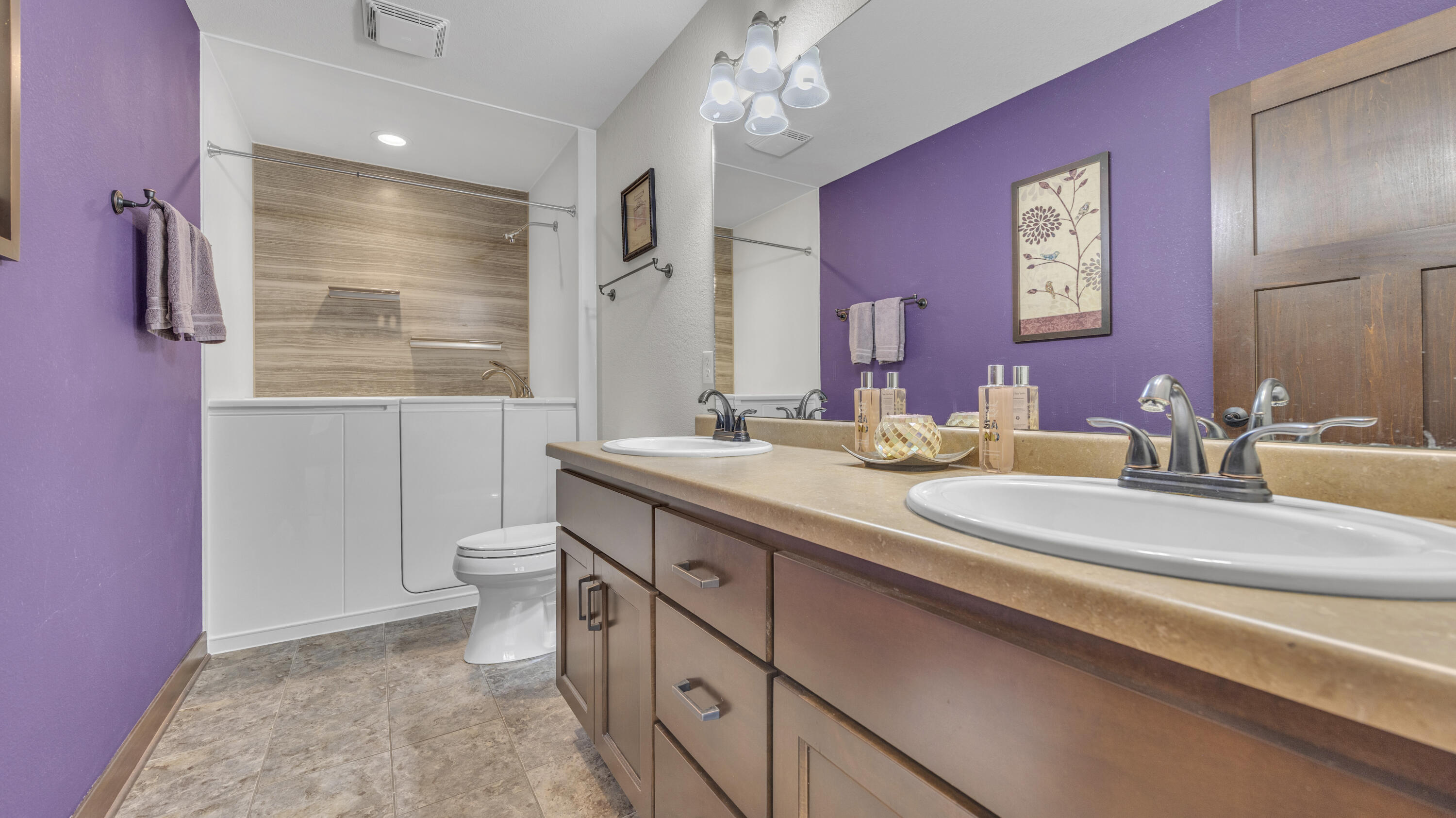 4103 Spring Court Sheboygan, WI 53081 - Photo 22 of 26 Bedroom 2 Bathroom