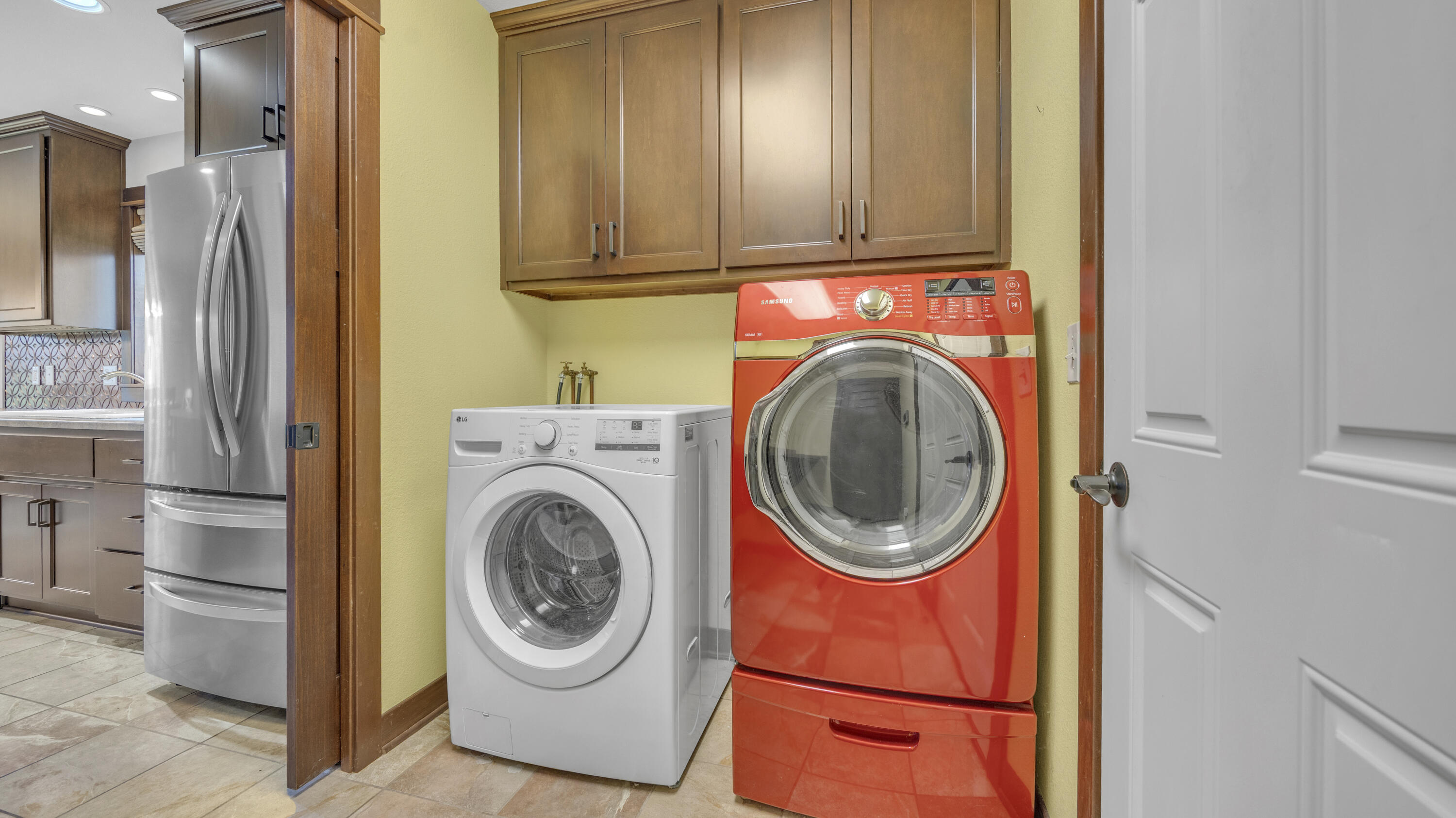 4103 Spring Court Sheboygan, WI 53081 - Photo 23 of 26 Laundry Room