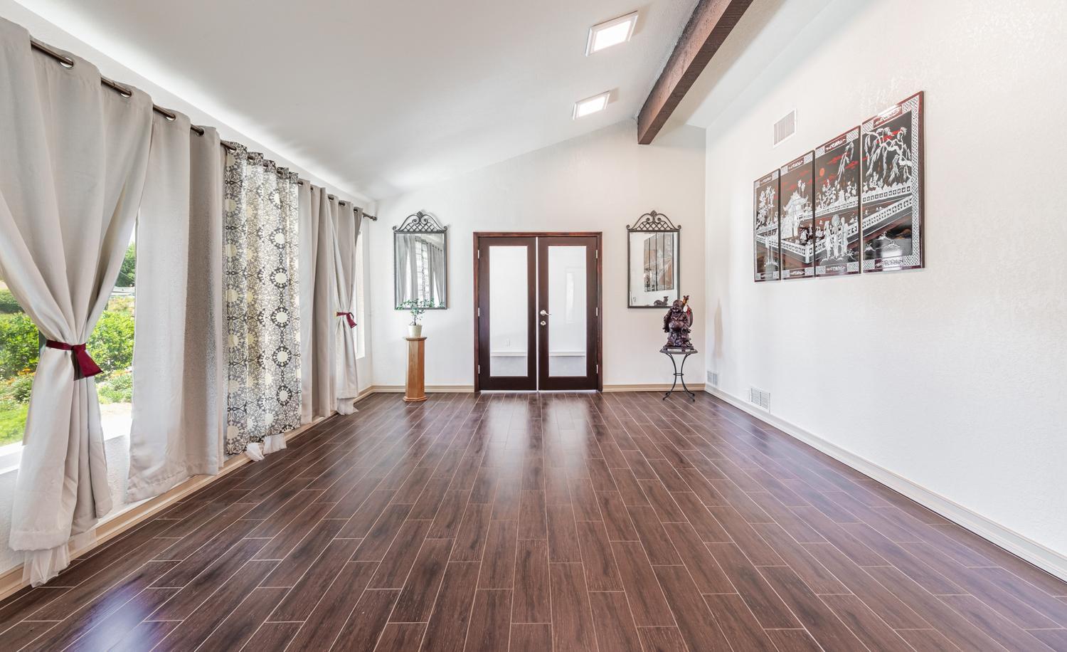 2479 West San Ramon Avenue Fresno, CA 93711 - Photo 11 of 55