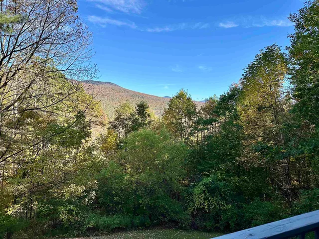 $550,000 | 1724 Sangamon Road, Pittsford, VT 05763