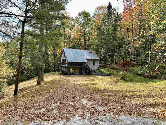 $550,000 | 1724 Sangamon Road, Pittsford, VT 05763