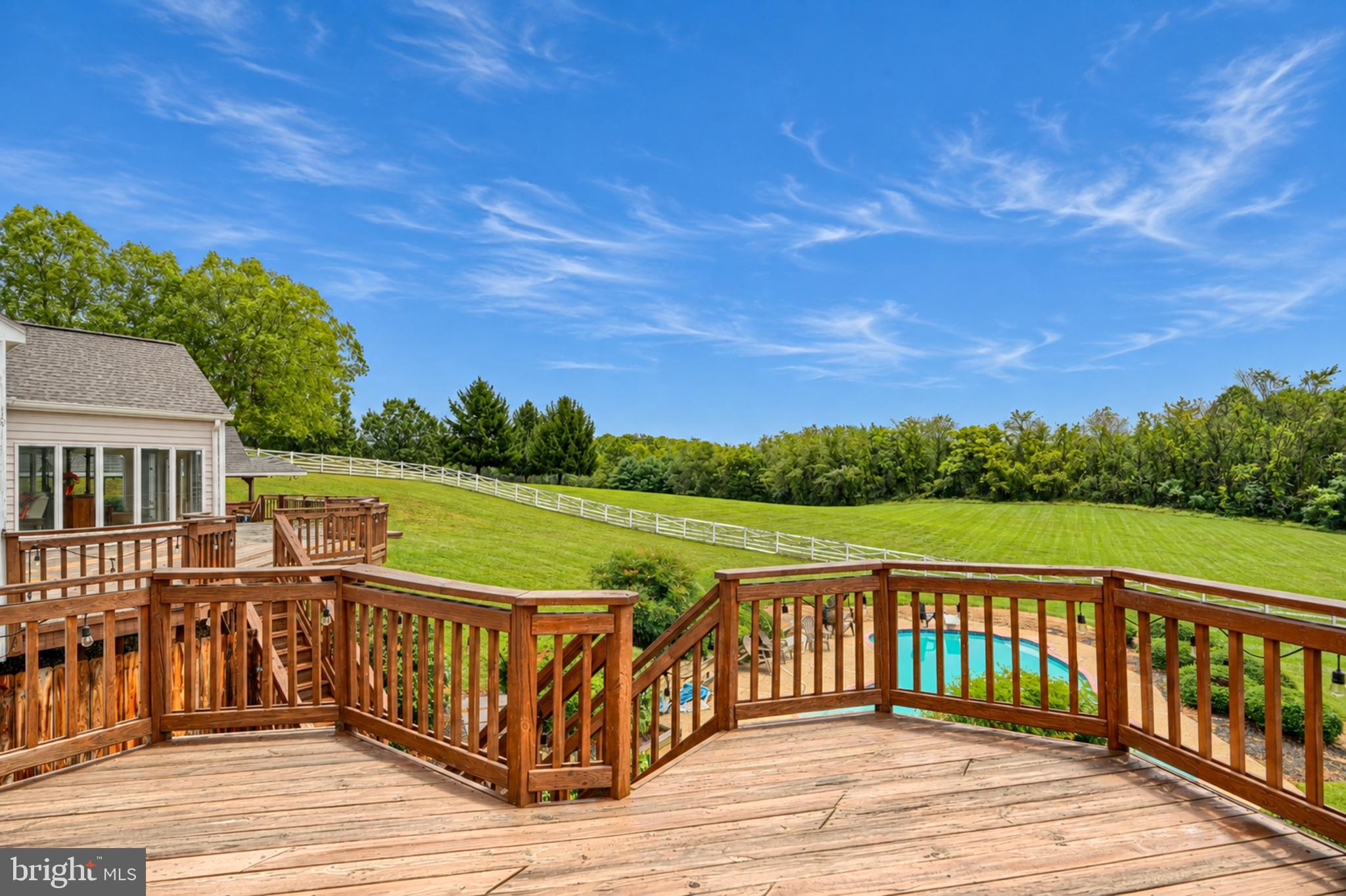 22909 Davis Mill Road Germantown, MD 20876 - Photo 48 of 54 Multiple Rear Decks