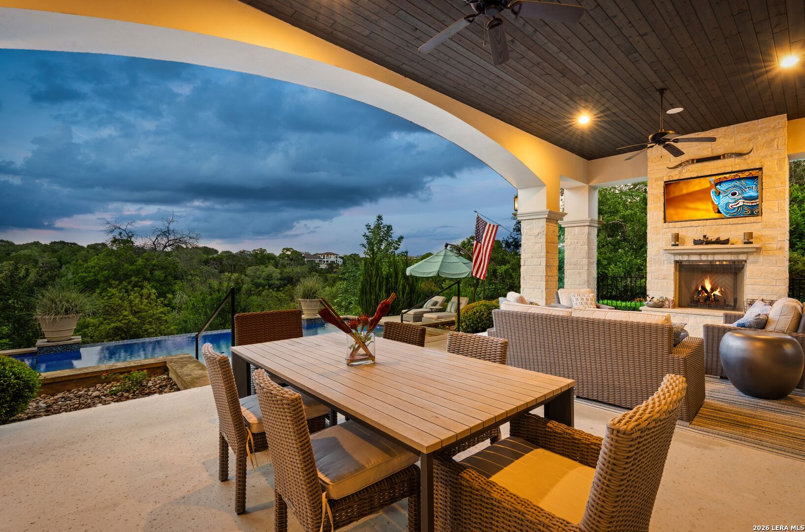 52 Landmark Ridge Bergheim, TX 78004 - Photo 5 of 24 a view of a patio with a table and chairs