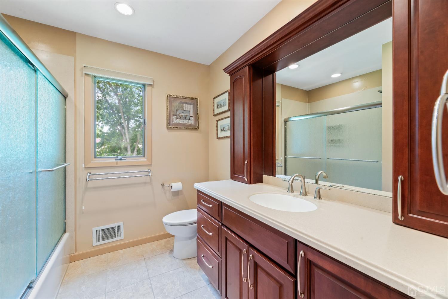 25 Norton Road East Brunswick, NJ 08816 - Photo 21 of 29 Gallery Image 21