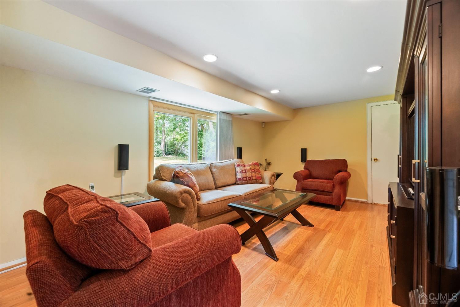 25 Norton Road East Brunswick, NJ 08816 - Photo 6 of 29 Gallery Image 6