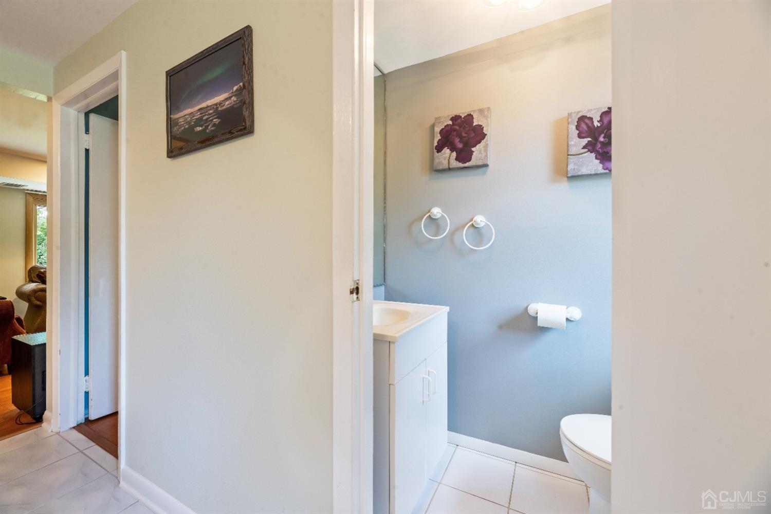 25 Norton Road East Brunswick, NJ 08816 - Photo 8 of 29 Gallery Image 8