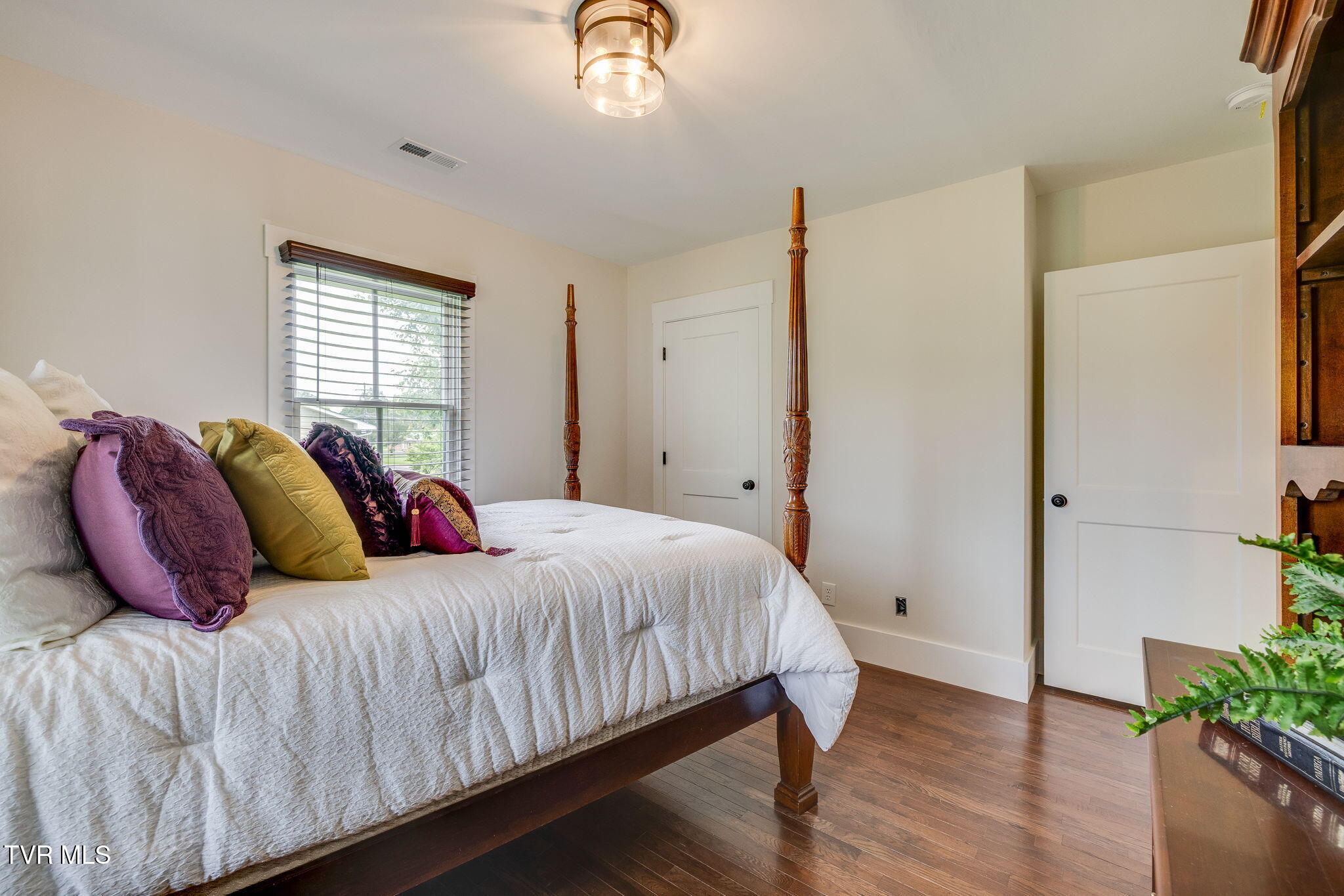 403 Silver Lake Road Church Hill, TN 37642 - Photo 21 of 45 020