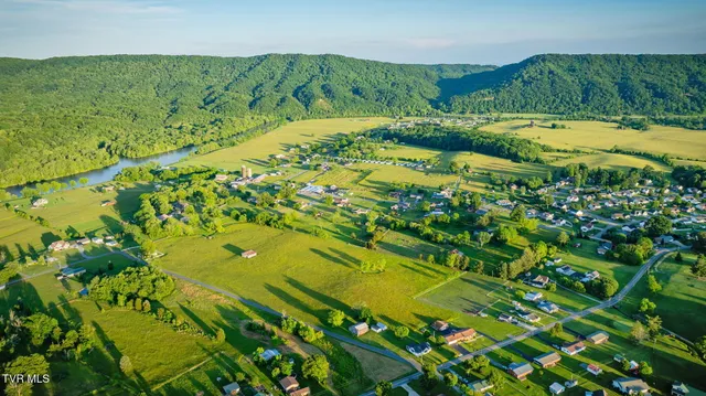 $489,950 | 403 Silver Lake Road, Church Hill, TN 37642