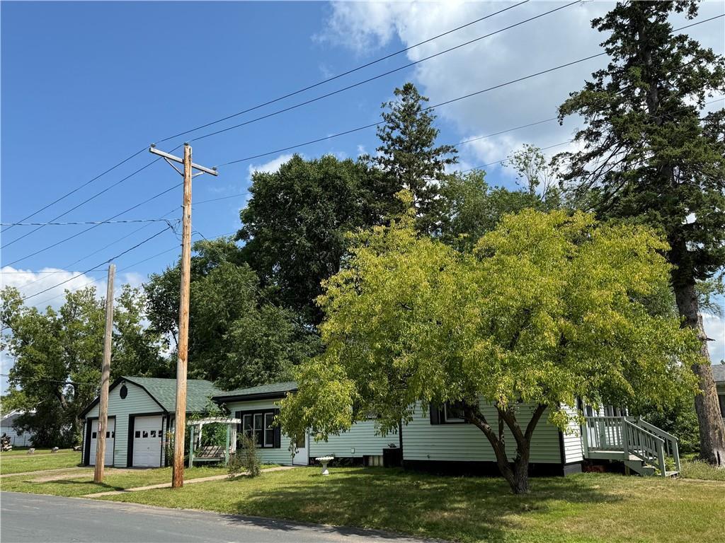 222 Spruce Street Spooner, WI 54801 - Photo 25 of 28
