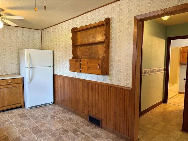 $164,900 | 222 Spruce Street, Spooner, WI 54801