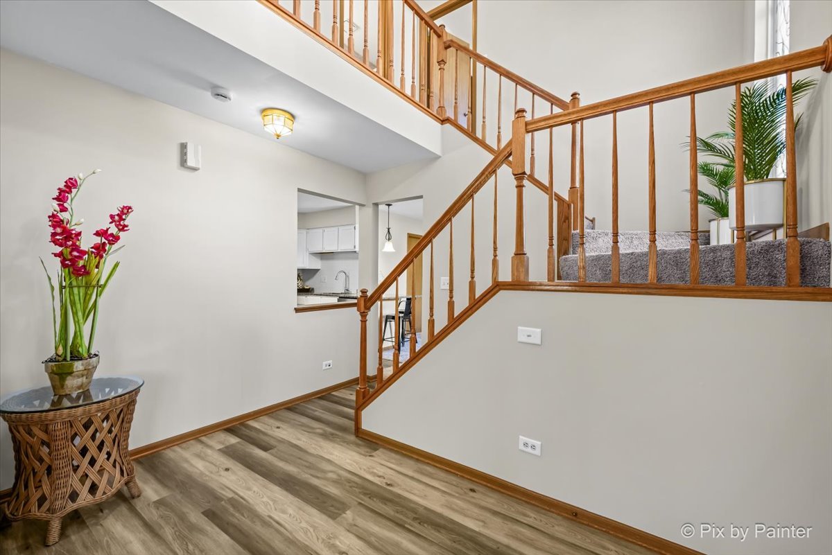 1150 Coldspring Road Elgin, IL 60120 - Photo 4 of 36