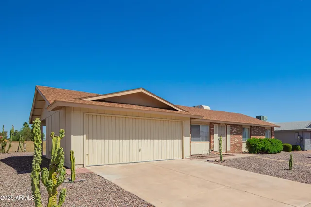 $325,000 | 11627 South Iroquois Drive, Phoenix, AZ 85044