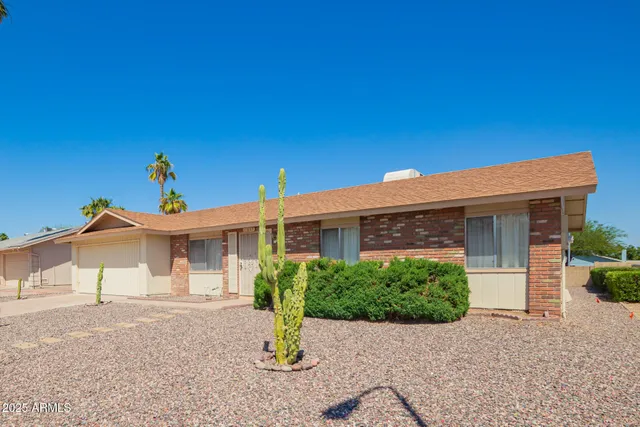 $325,000 | 11627 South Iroquois Drive, Phoenix, AZ 85044