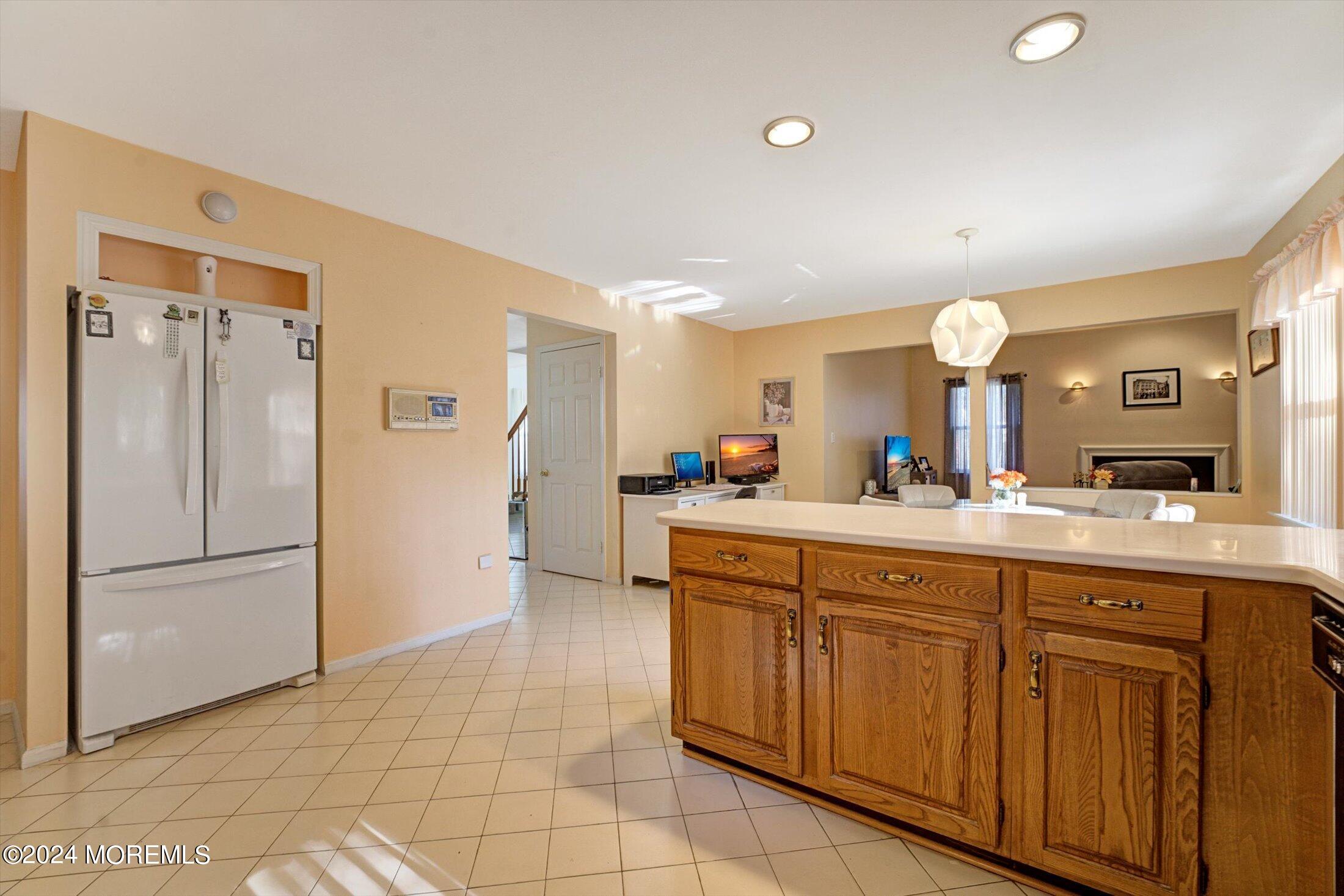 19 Mimosa Court Jackson, NJ 08527 - Photo 13 of 40 16-Kitchen