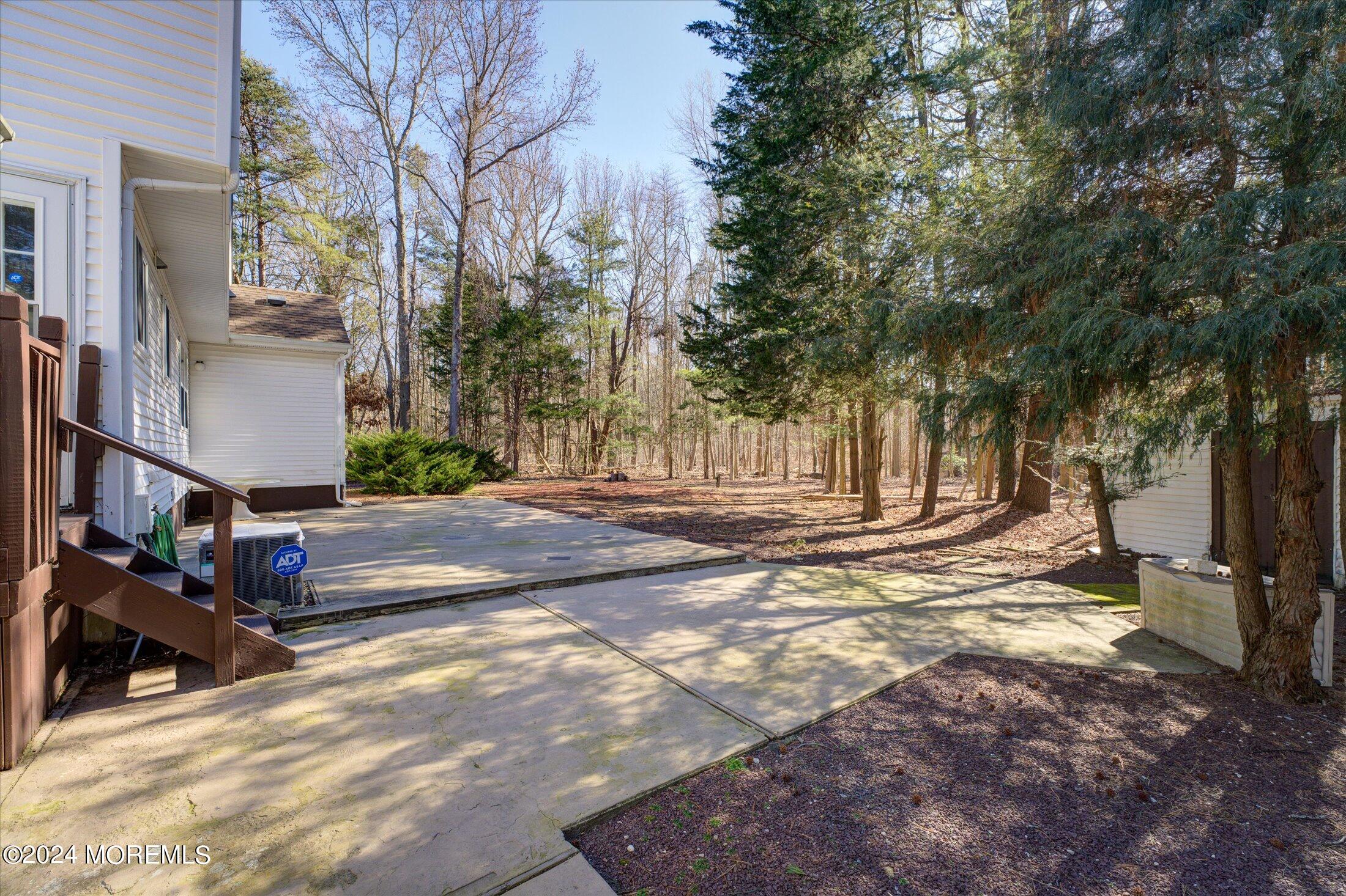 19 Mimosa Court Jackson, NJ 08527 - Photo 31 of 40 32-Backyard