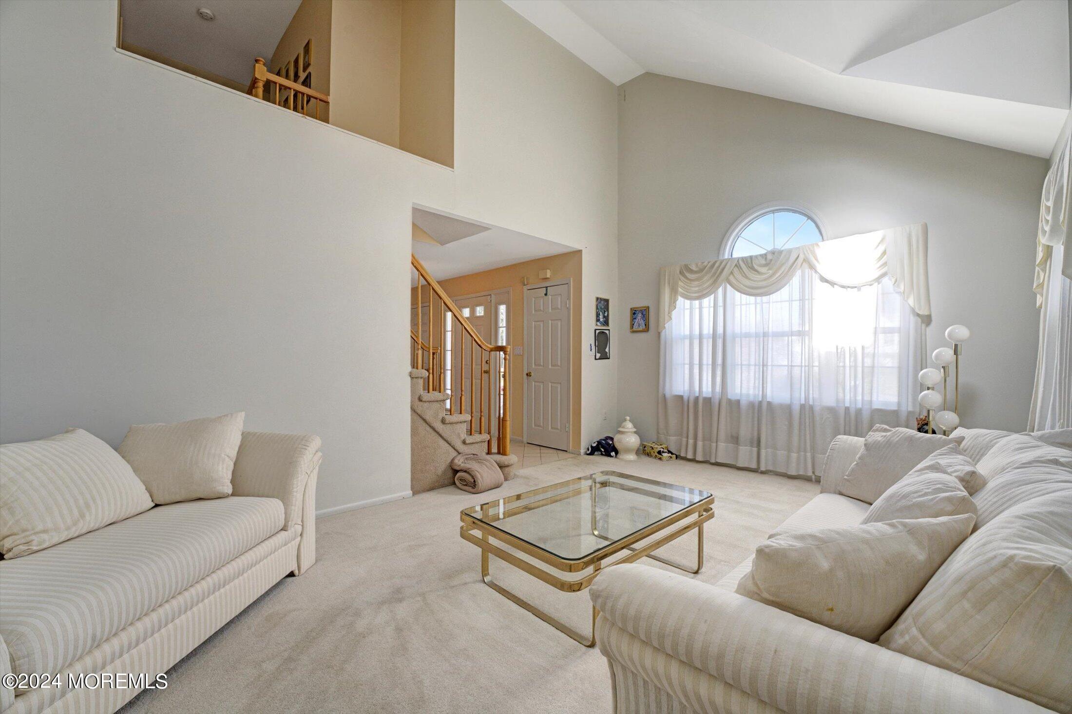 19 Mimosa Court Jackson, NJ 08527 - Photo 6 of 40 09-Family Room
