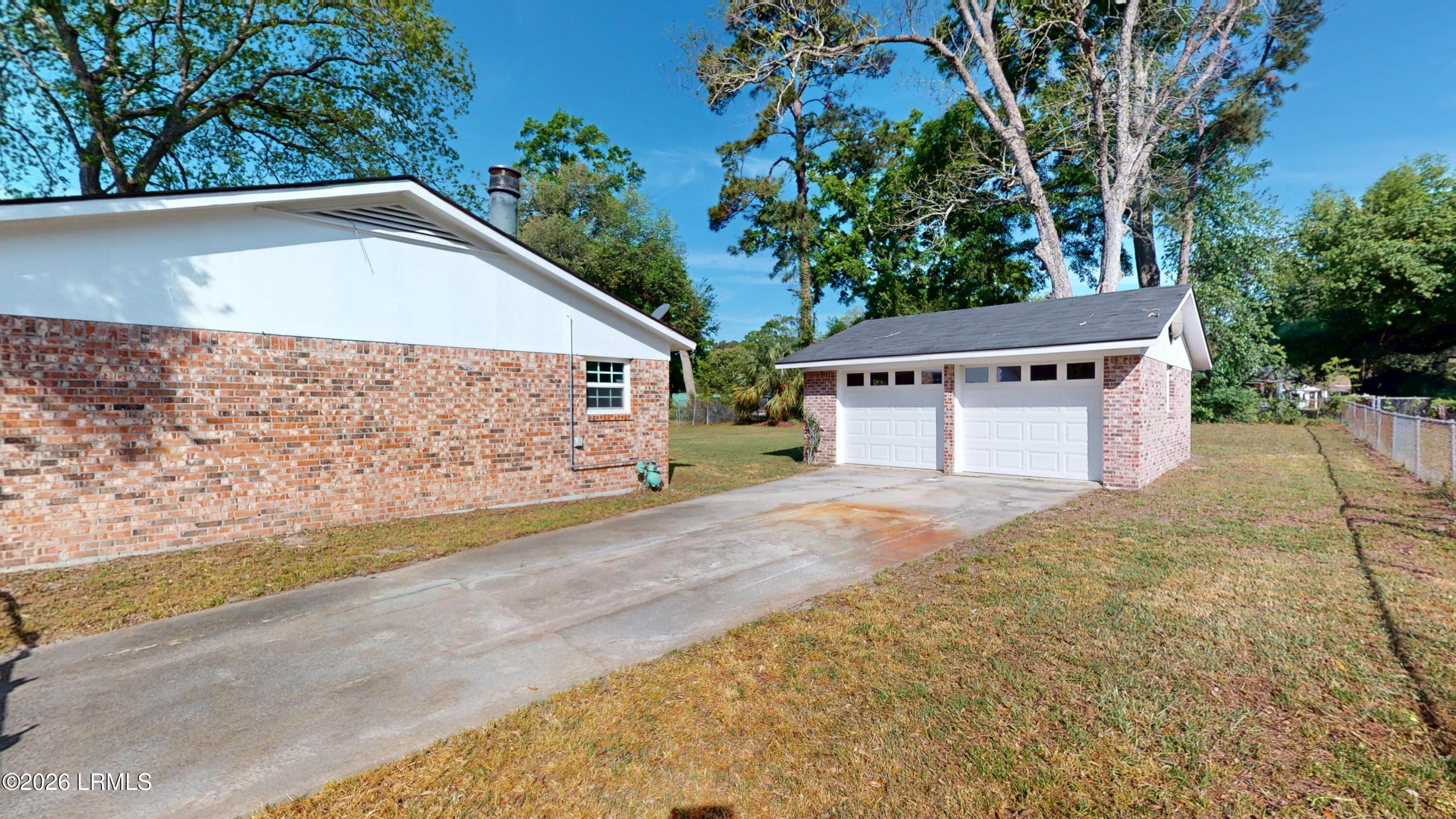 4027 Shell Point Road Beaufort, SC 29906 - Photo 41 of 48 4027-Shell-Point-Road-04092026_093459