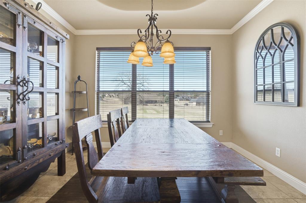 162 Ellis Spring Drive Weatherford, TX 76085 - Photo 11 of 38