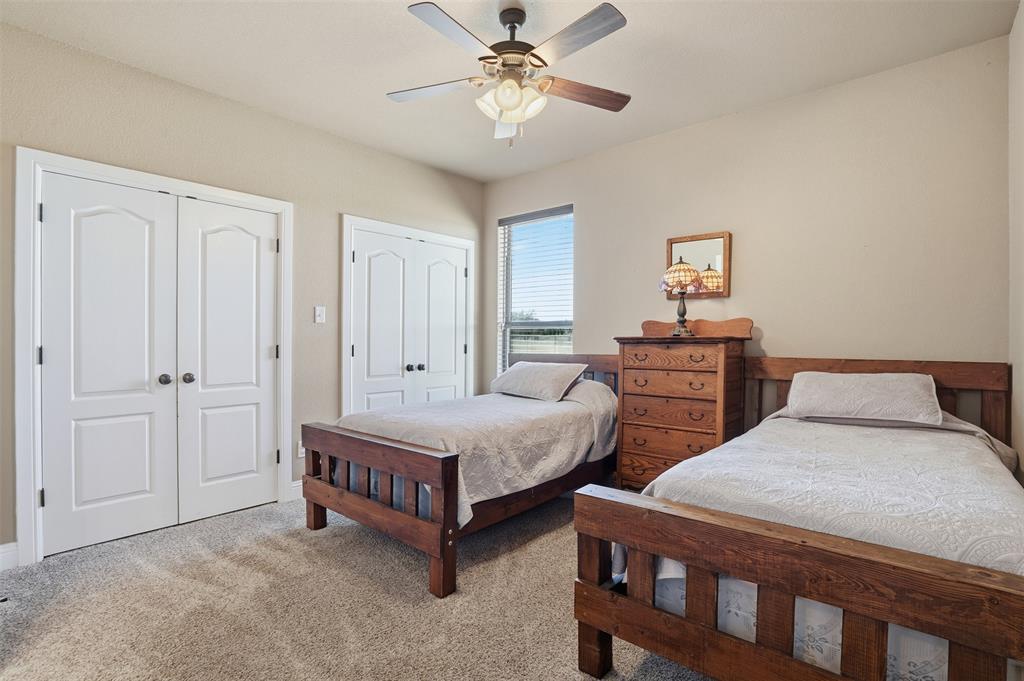 162 Ellis Spring Drive Weatherford, TX 76085 - Photo 27 of 38