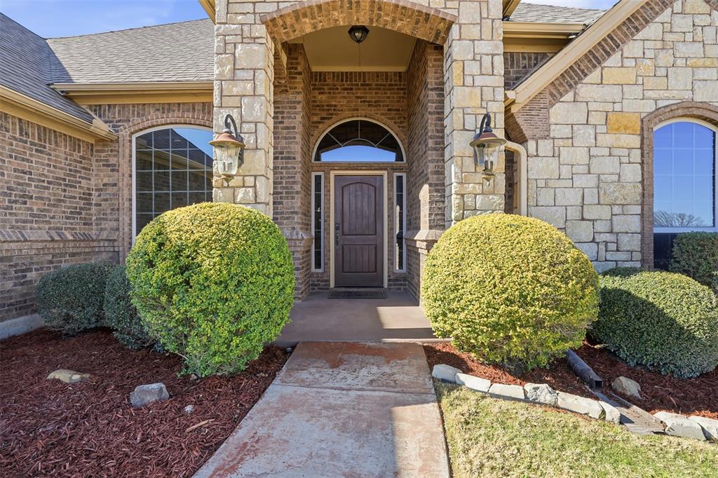 162 Ellis Spring Drive Weatherford, TX 76085 - Photo 5 of 38