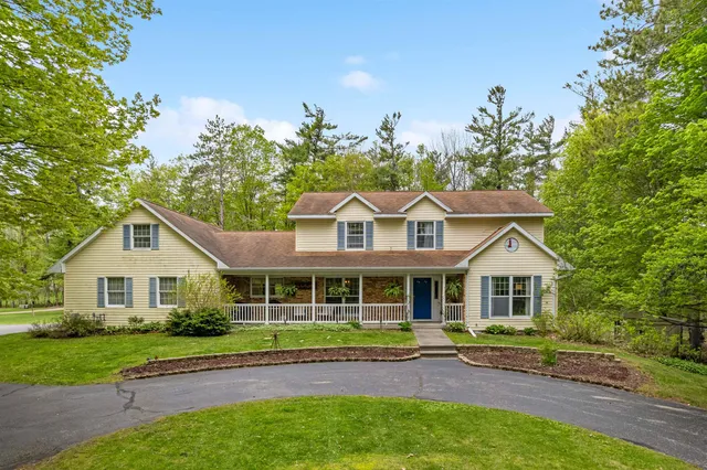 $439,900 | N2357 South 1 Drive, Menominee, MI 49858