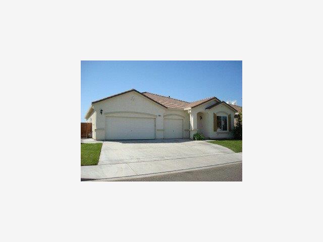 664 Rodeo Grounds Court Newman, CA 95360 - Photo 1 of 9 Gallery Image 1