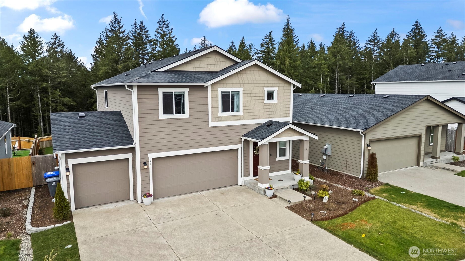 361 Northeast Ridge Point Boulevard Belfair, WA 98528 - Photo 3 of 40