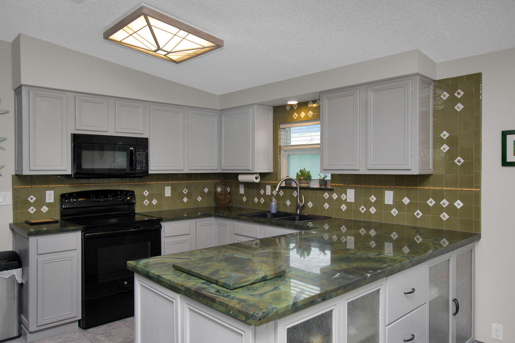 621 Pirates Road Summerland Key, FL 33042 - Photo 14 of 36 virtual-tour-328305-13