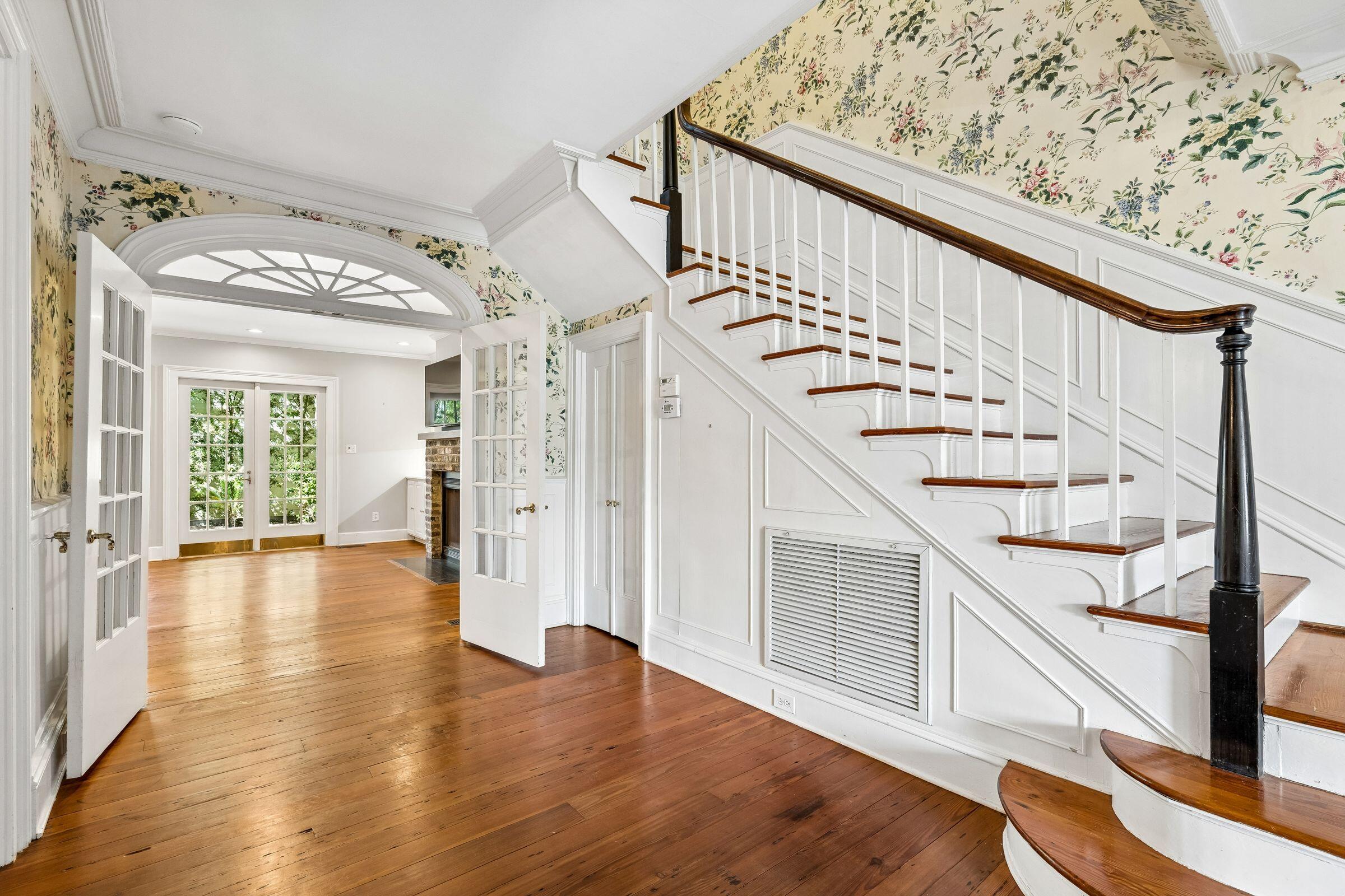 14 Lamboll Street Charleston, SC 29401 - Photo 17 of 50 17
