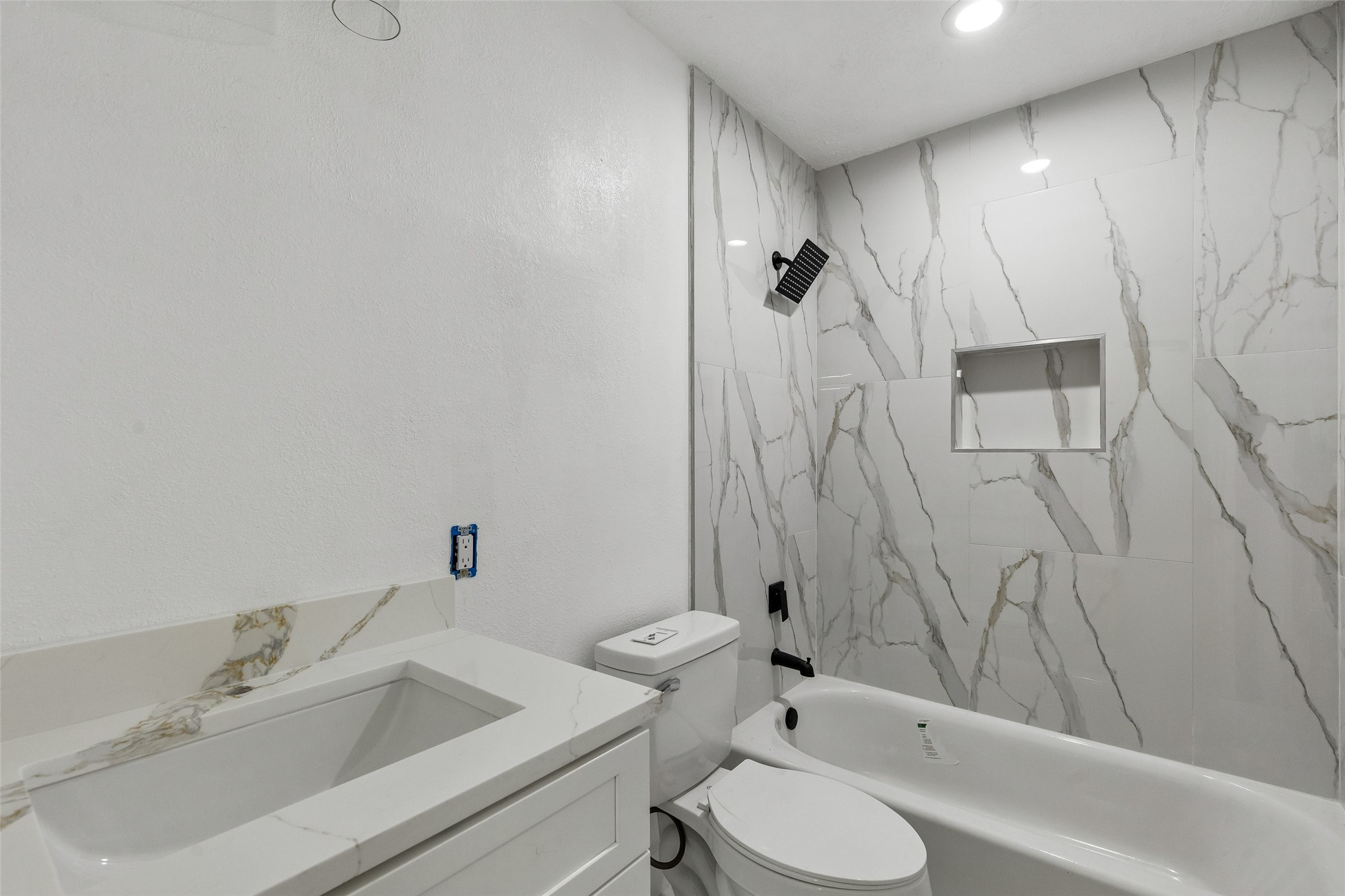9238 Friendship Road Houston, TX 77080 - Photo 16 of 27 Gallery Image 16