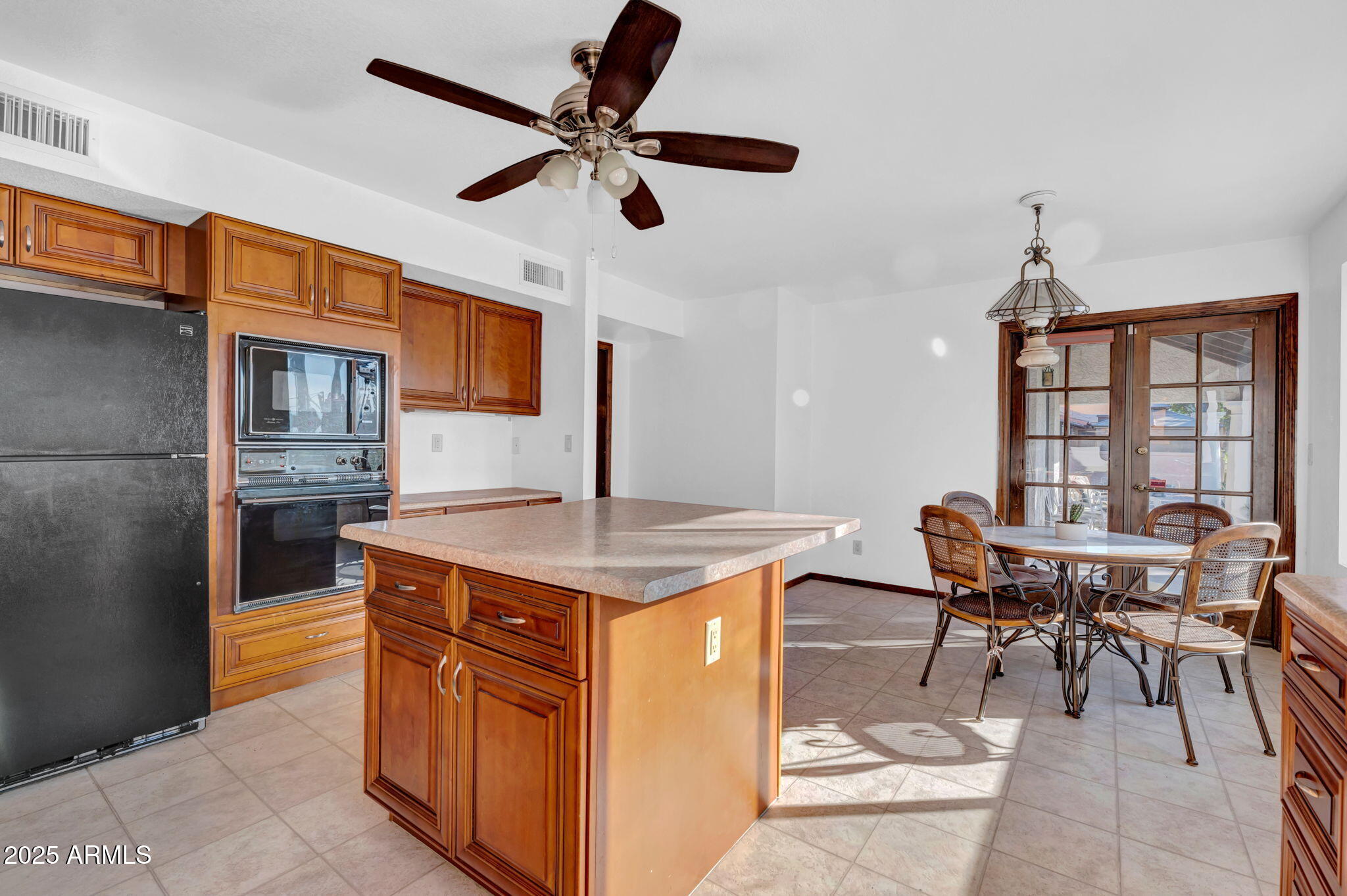 350 West McLellan Road, Unit 7 Mesa, AZ 85201 - Photo 12 of 27 Kitchen