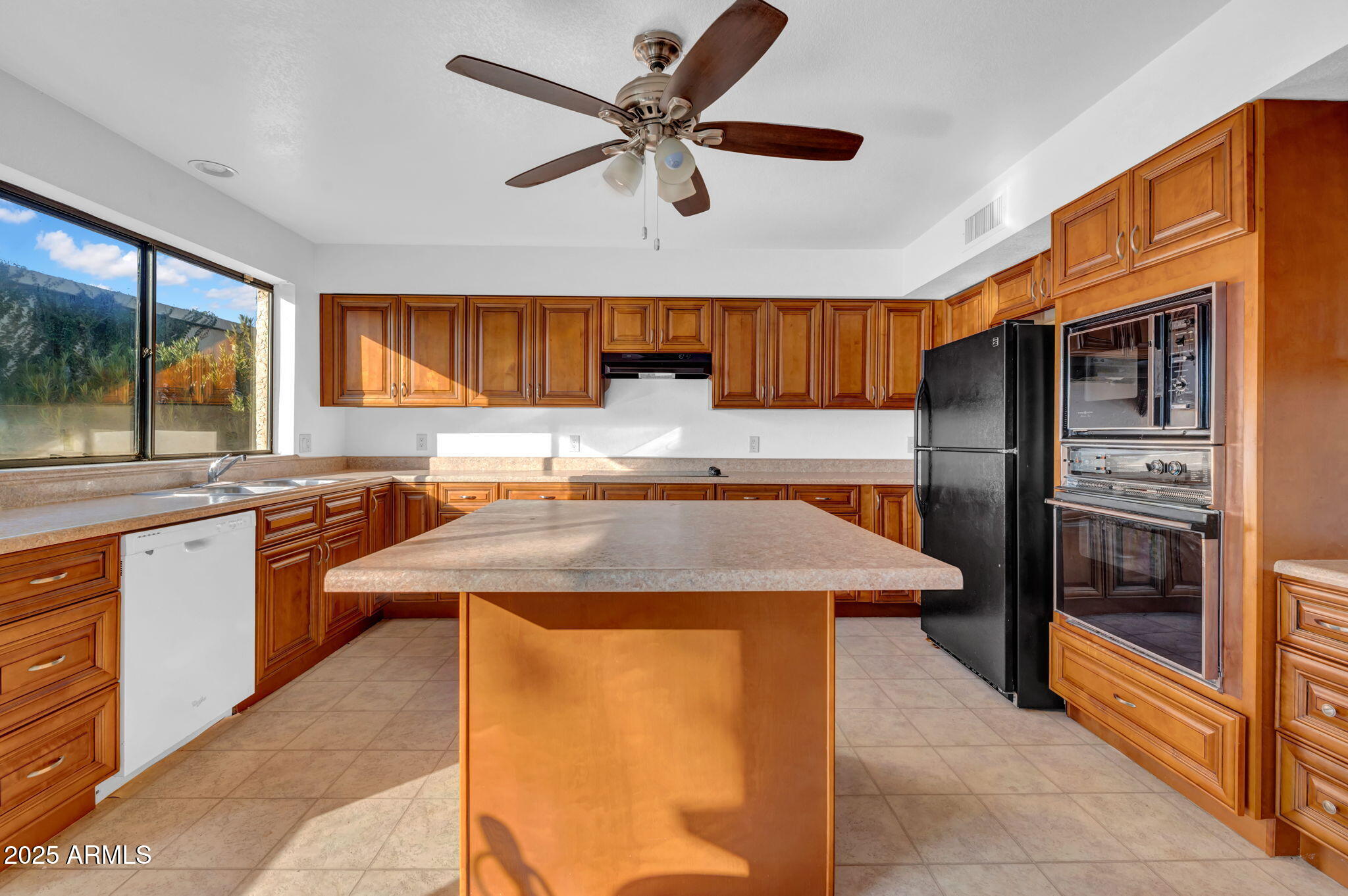 350 West McLellan Road, Unit 7 Mesa, AZ 85201 - Photo 10 of 27 Kitchen