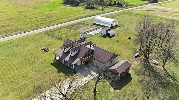 $849,000 | 29990 South 2725th Road, Sheldon, MO 64784