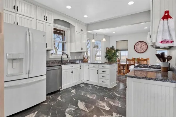 $849,000 | 29990 South 2725th Road, Sheldon, MO 64784