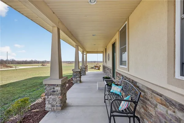 $849,000 | 29990 South 2725th Road, Sheldon, MO 64784