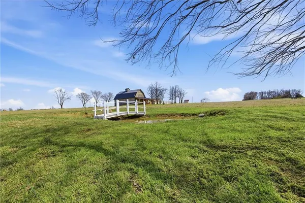 $849,000 | 29990 South 2725th Road, Sheldon, MO 64784