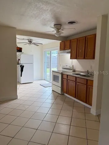 $225,000 | 700 Hillview Drive, Altamonte Springs, FL 32714