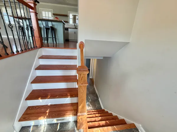 $369,900 | 3063 Parkwood Place, Crown Point, IN 46307