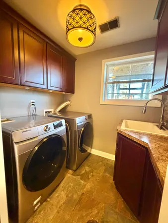 $369,900 | 3063 Parkwood Place, Crown Point, IN 46307