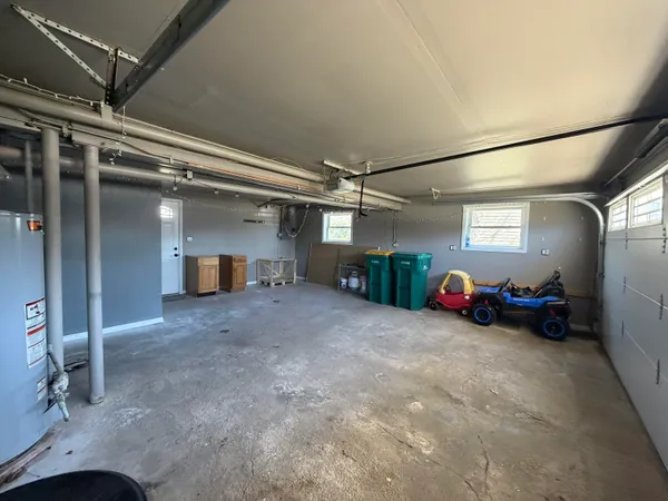 $369,900 | 3063 Parkwood Place, Crown Point, IN 46307