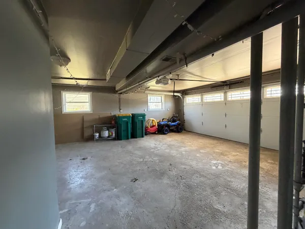 $369,900 | 3063 Parkwood Place, Crown Point, IN 46307