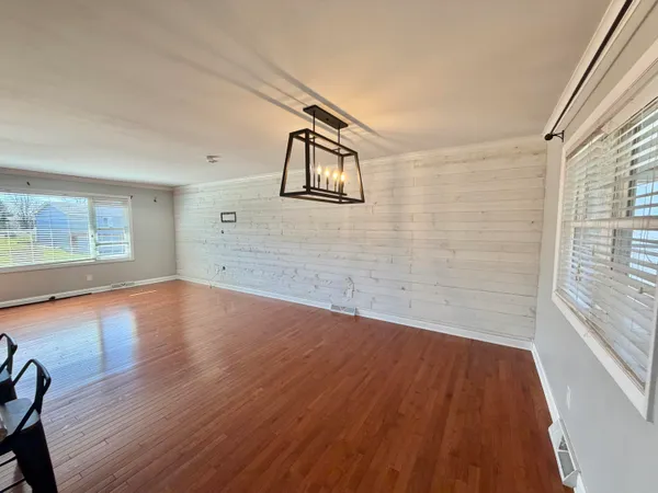 $369,900 | 3063 Parkwood Place, Crown Point, IN 46307