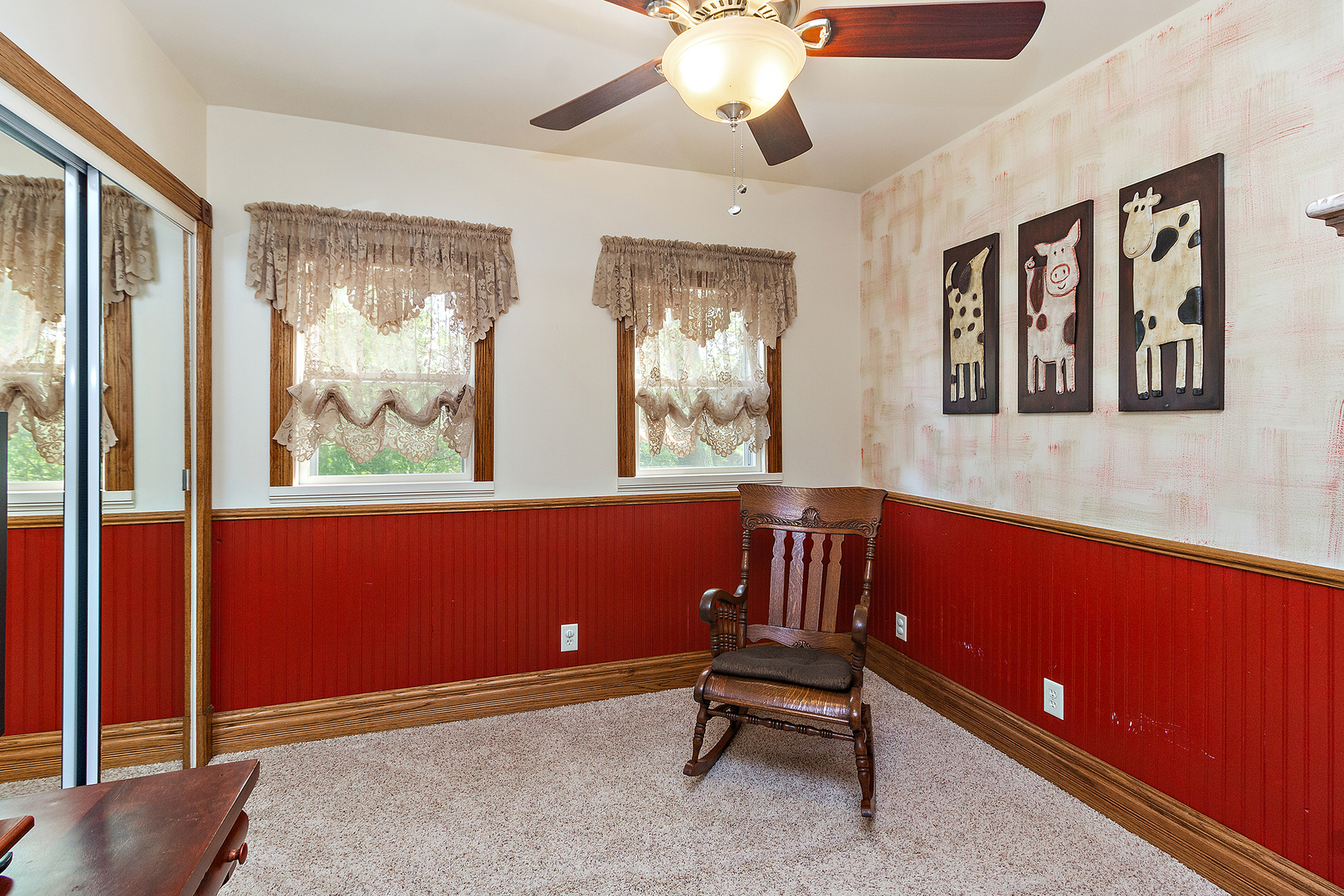 10045 North 17500E Road Grant Park, IL 60940 - Photo 14 of 17 a view of workspace with window and furniture