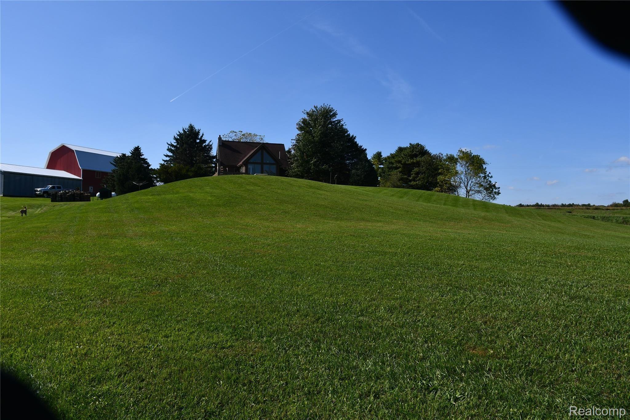 8658 North Lowell Road St. Johns, MI 48879 - Photo 15 of 15 DSC_0949.JPG