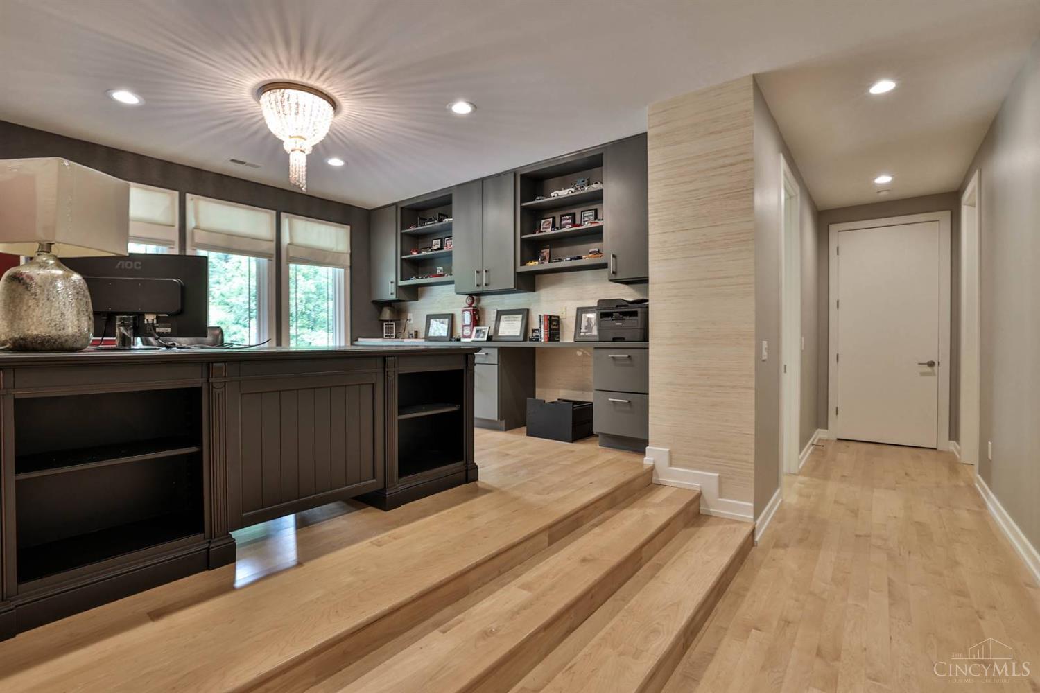 8705 Kugler Mill Road Cincinnati, OH 45243 - Photo 36 of 96 Gallery Image 36