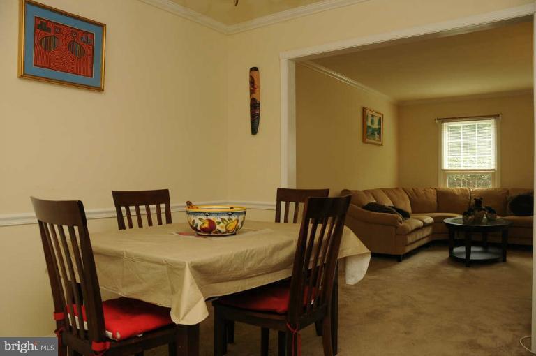 7928 Forest Path Way Springfield, VA 22153 - Photo 5 of 20 Dining Room