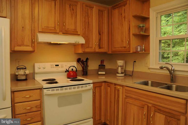 7928 Forest Path Way Springfield, VA 22153 - Photo 8 of 20 Custom Renovated Kitchen