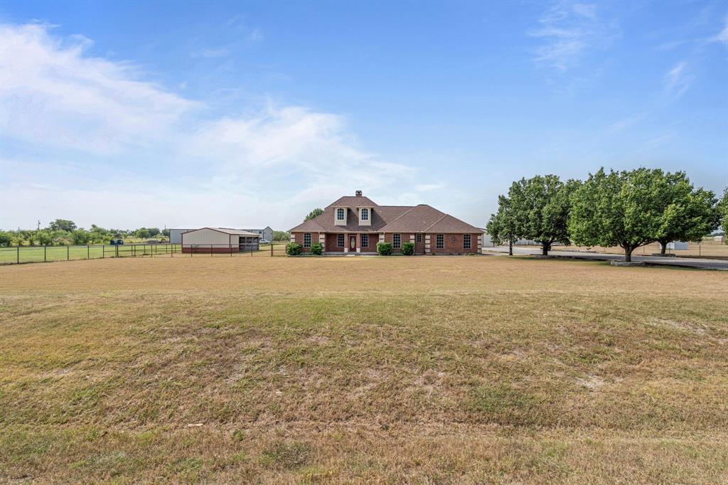 6501 Indian Trail Sanger, TX 76266 - Photo 31 of 39