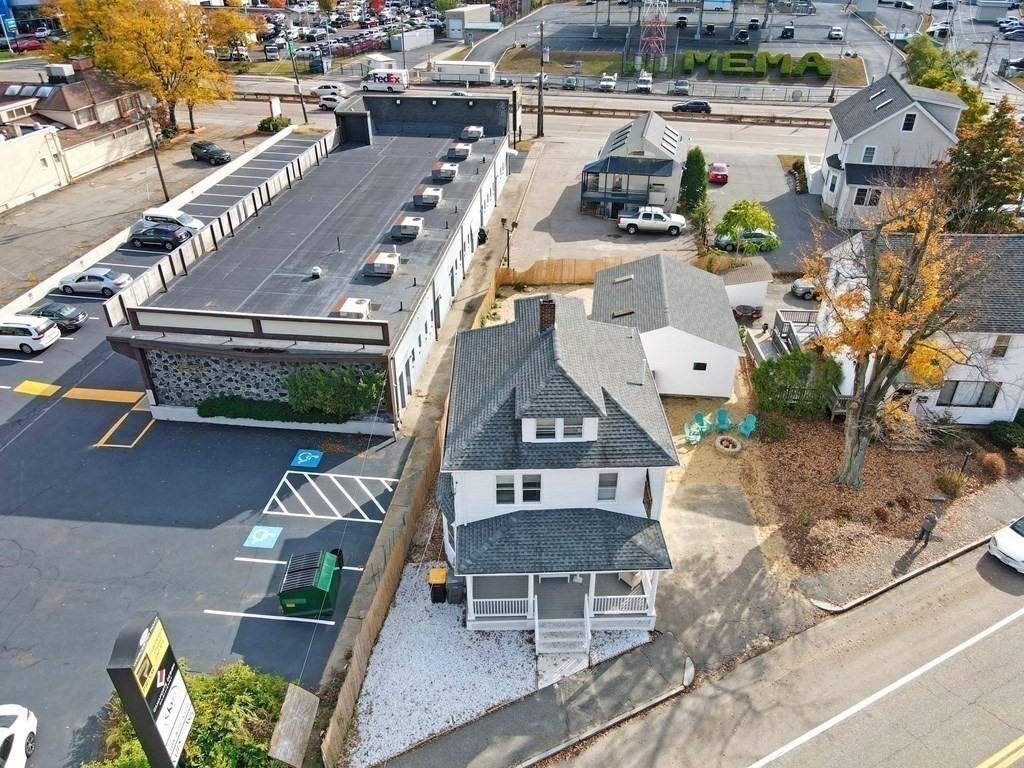 33 Cochituate Road Framingham, MA 01701 - Photo 4 of 42 Gallery Image 4